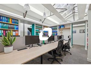 A LOUER  Bureaux indépendants à louer au pied du RER B