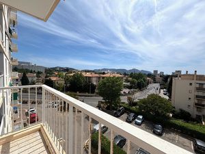 Location appartement 2 pièces 36m2 Marseille 10eme (13010) - 750 € - Surface Privée