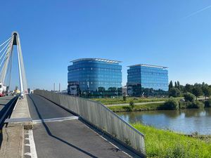 Bureaux à louer à Sluisweg 1 Gand (RBU98820)