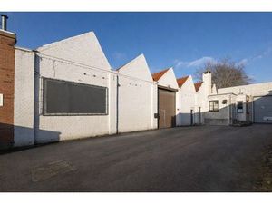 Surface commerciale à vendre à Astridlaan 7 A Meulebeke (RBU98266)