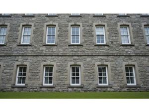 Surface commerciale à vendre à Paliseul (VBD70020)