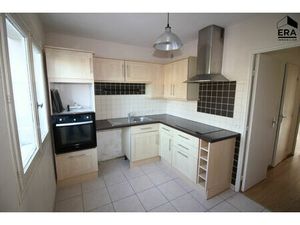 Type 3/4 de 76m² - SAINT CYR SUR LOIRE