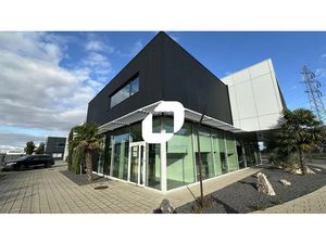 A LOUER  BELLES PRESTATIONS