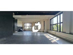 Locaux en hôtel industriel dans Paris!