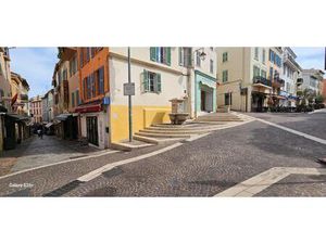 Cannes Suquet  Maison individuelle divisée en 4 studios