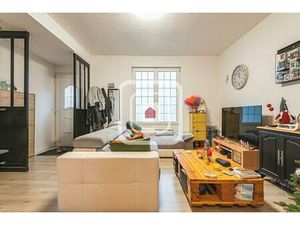 Maison ancienne sans travaux  prête à emménager  avec jardin clos