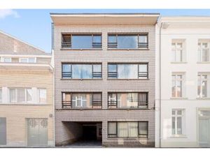 Commercieel te koop in Mechelen met 15 slaapkamers