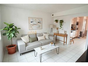 LA ROCHE SUR YON -- QUARTIER DES FORGES -- MAISON DE 71M2 / 3 CHAMBRES -- MAISON DE VILLE