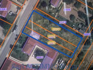 Terrain à batir de 1724 m² à Paroy-Sur-Tholon  proche de Joigny