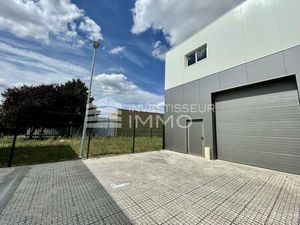 A louer - local d'activités avec bureau à Brie-Comte-Robert