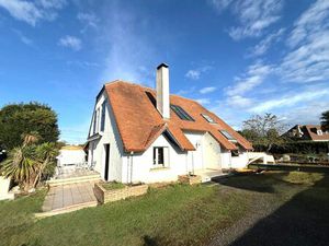 Vente maison 5 pièces 160m2 Siros 64230 - 352000 € - Surface Privée