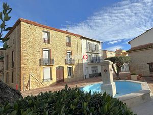 Vente maison 12 pièces 255m2 Brouilla 66620 - 224000 € - Surface Privée