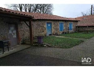Vente Bureaux et commerces à L'Oie (85140) : à vendre / 248m² L'Oie