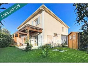 Maison 2 chambres  jardin  parkings privés