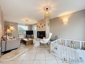 Maison de type 5 avec garage  jardin et appartement.