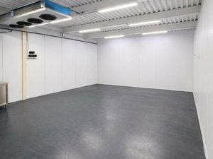 Vente commerce 1800 m² Cambrai (59400)