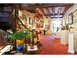 Vente bâtiment 8 pièces