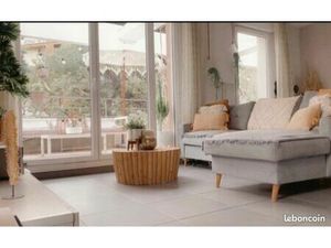 Appartement T3 dernier étage grande terrasse