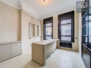 Bien professionnel à louer à Ixelles € 1.300 (LJCKQ) - Ifac Service bv | Zimmo