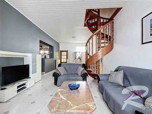 MAISON 2 CHAMBRES AVEC TERRASSE