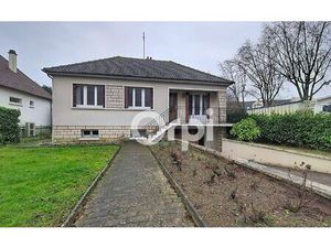 Maison Crépy-en-Valois m² T-3 à vendre  235 000 €