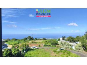 7 locaux - appartements en un seul projet (Tampon). Idéal investisseurs ou marchands de bi