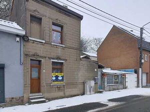 A quelques pas des ascenseurs de Strépy!