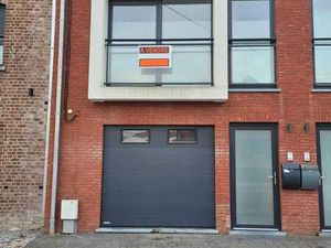 Maison moderne terrasse plein sud