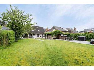 Maison à vendre en combinaison avec un complexe de sauna exp