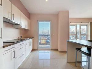 Bel appartement 2 chambres avec terrasse et parking