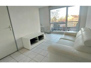 Location appartement  39.8 m² T-2 à Villefranche-sur-Saône  795 €