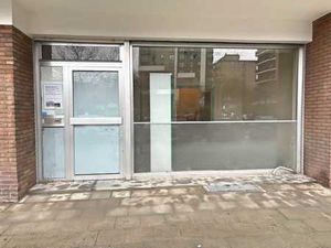 Bureau ou surface commerciale : IDEAL POUR PROFESSION LIBERA