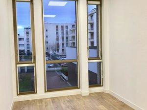 Bureau à louer – Cabinet paramédical / médical – 11 m² – Angers gare