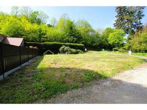 Terrain constructible viabilisé à vendre