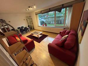 Appartement rénové à louer – Woluwe-Saint-Étienne (1932)