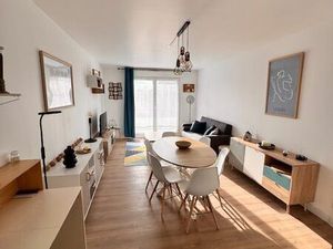 Appartement PREMIUM rénové à neuf – Hyper-centre à pied – Balcon plein sud