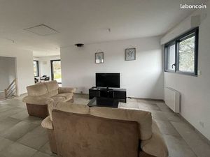 Maison 4 pièces 146 m²