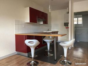 Charmant T2 rénové dans résidence hypercentre