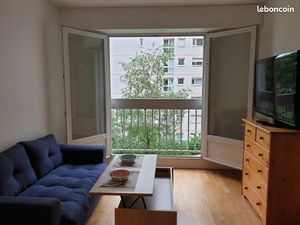 Studio 1 pièce 28 m²