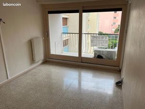 2 pièces proche gare et plage