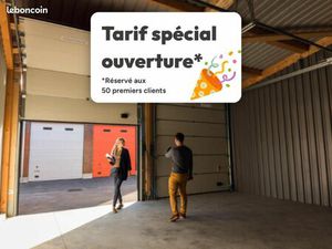 Garage/box 70 m² Persan