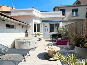 Superbe appartement T3/4 de 102 m² avec terrasse et parking deux véhicules