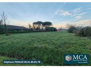 Terrain constructible à vendre