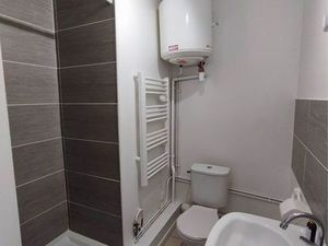 Studio meublé en centre ville d'Evron