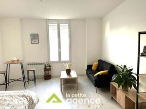 Studio 1 pièce 29 m²