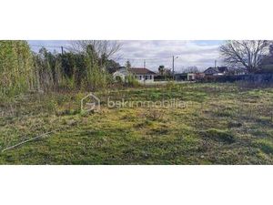 Terrain constructible viabilisé à vendre