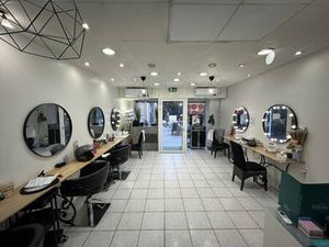 Local commercial à vendre