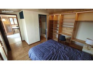 T2 de 29 m2 meublé + jardinet + terrasse – calme et très belle vue – St Baldoph – Disponib