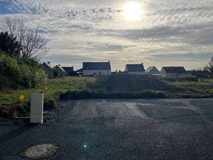 Terrain constructible viabilisé à vendre