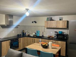 Loue appartement 1 chambre et 1 bureau